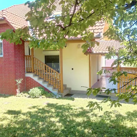 Apartman Piroska *
