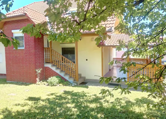 Apartament Piroska *